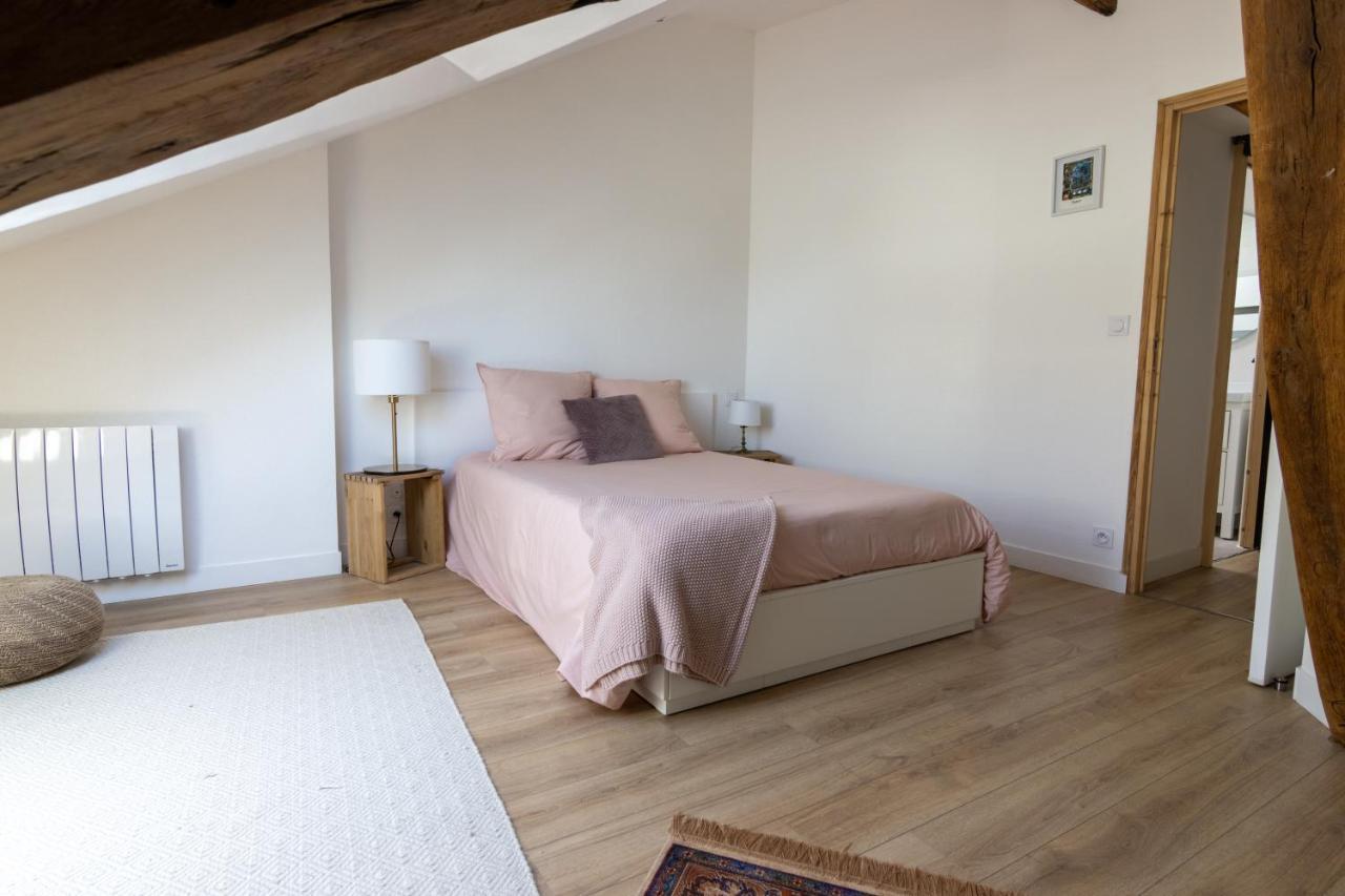 Appartement Duplex Saumur Centre, Refait A Neuf, A Proximite Du Chateau Bagian luar foto