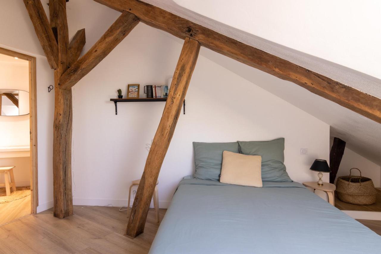 Appartement Duplex Saumur Centre, Refait A Neuf, A Proximite Du Chateau Bagian luar foto